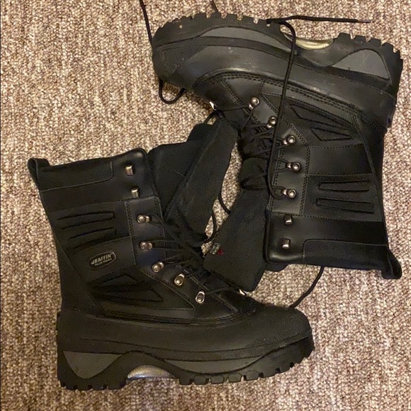 baffin crossfire boots